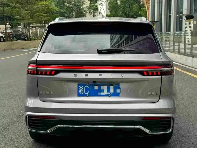 Geely Xingyue L — Фото автомобиля 5