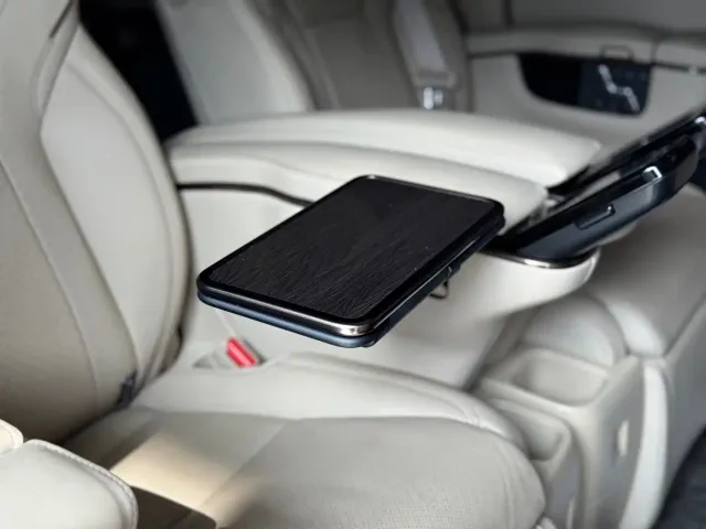 Toyota Alphard — Фото автомобиля 19