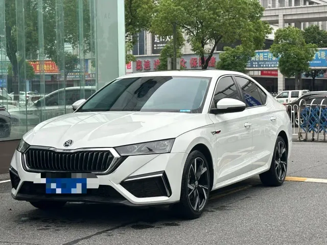 Фотография автомобиля — Skoda Octavia