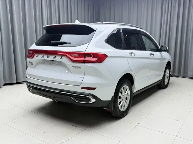 Haval M6 — Фото автомобиля 4