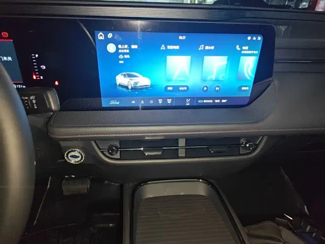 Ford Mondeo — Фото автомобиля 12