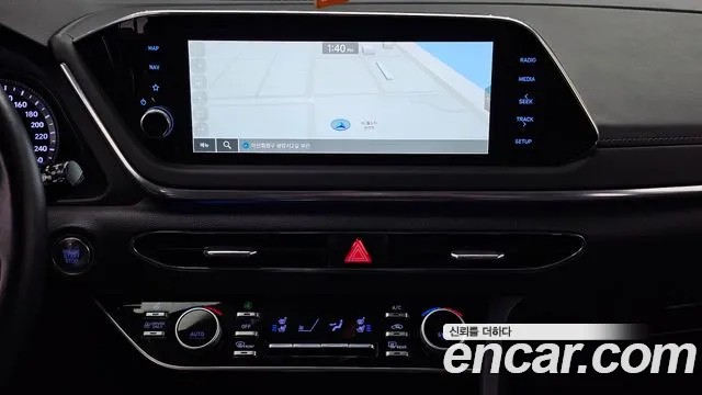 Hyundai Sonata — Фото автомобиля 14