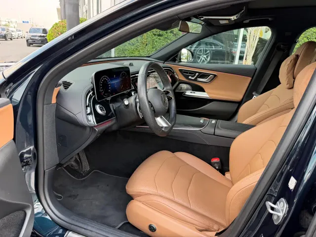 Mercedes-Benz E-Class — Фото автомобиля 18
