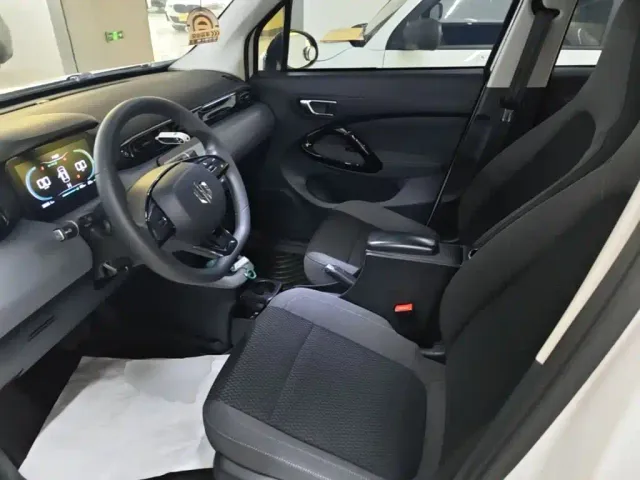 Leapmotor T03 — Фото автомобиля 14