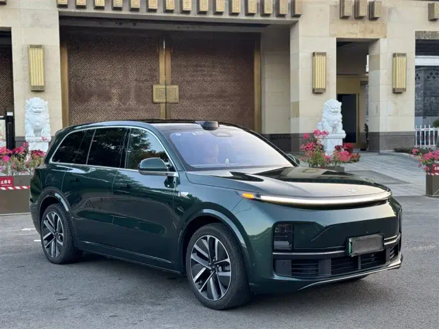 Li Auto L9 — Фото автомобиля 3