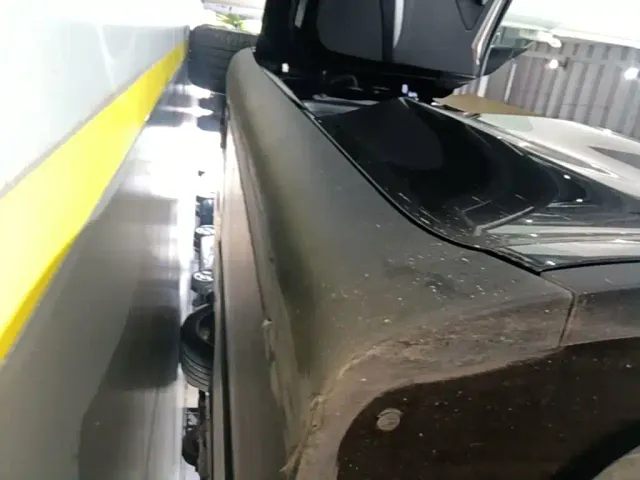 Tesla Model Y — Фото автомобиля 21