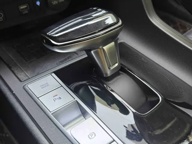 Hyundai Elantra — Фото автомобиля 14