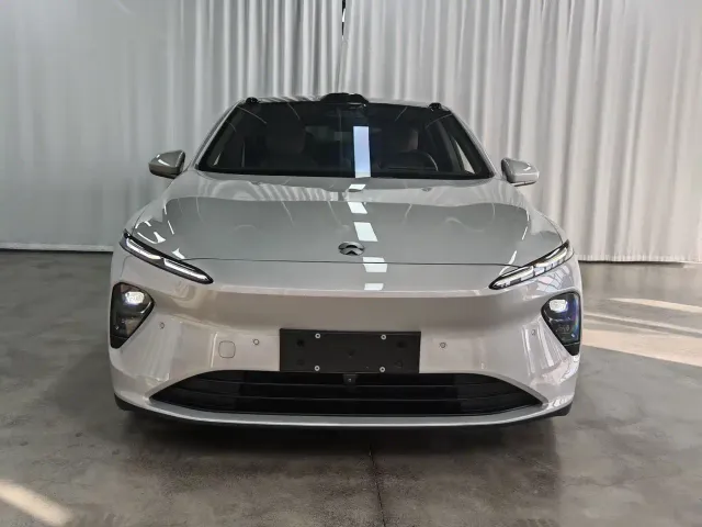 Nio ET7 — Фото автомобиля 2