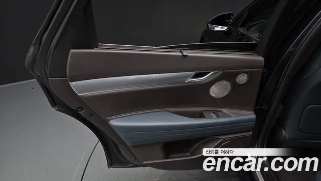 Genesis G80 Бензин 3.5 турбо AWD — Фото автомобиля 24