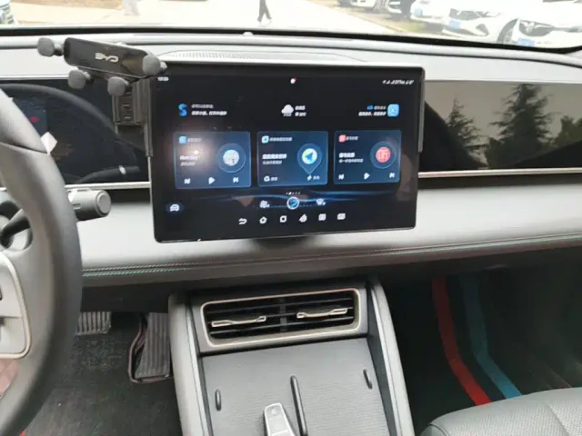 BYD Qin L — Фото автомобиля 12