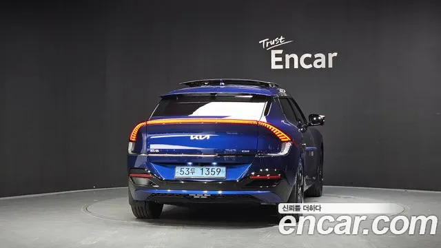Kia EV6 — Фото автомобиля 3