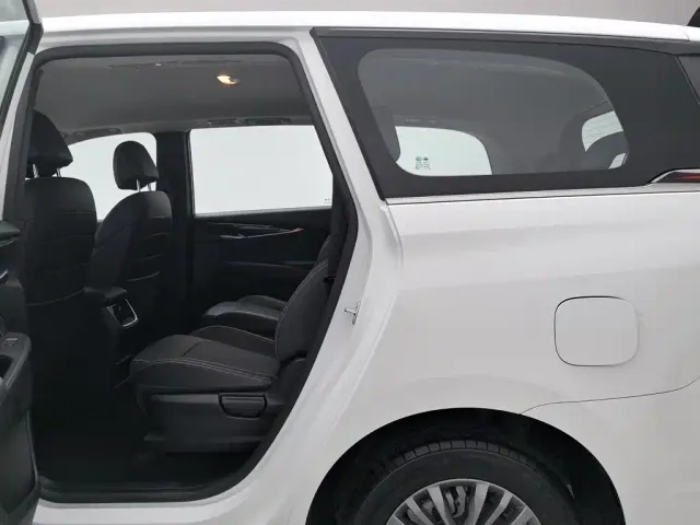 Maxus Dajia 5 — Фото автомобиля 15