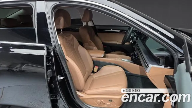 Hyundai Grandeur Grandeur (GN7) — Фото автомобиля 11