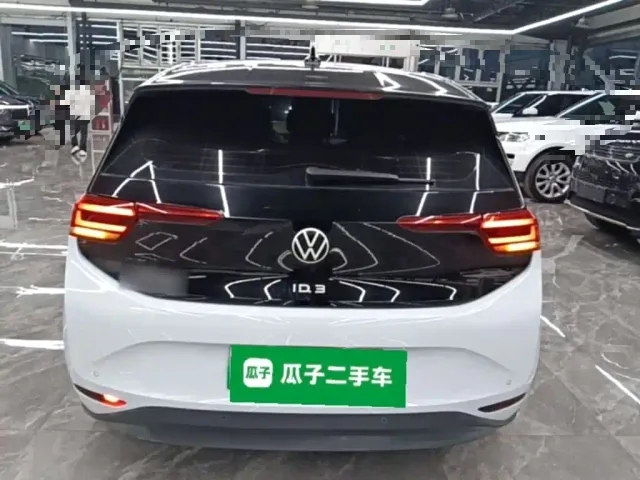 Volkswagen ID.3 — Фото автомобиля 5