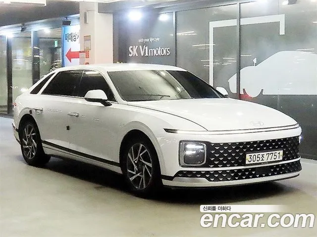 Фотография автомобиля — Hyundai Grandeur GN7