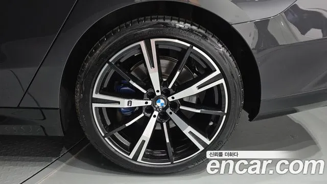 BMW 5-Series 5 серия (G60) 530i xDrive M Sport — Фото автомобиля 13