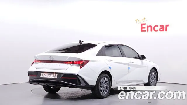 Hyundai AVANTE Новый Avante (CN7) — Фото автомобиля 2