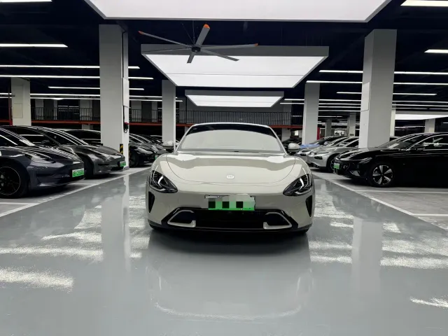 Xiaomi SU7 — Фото автомобиля 2