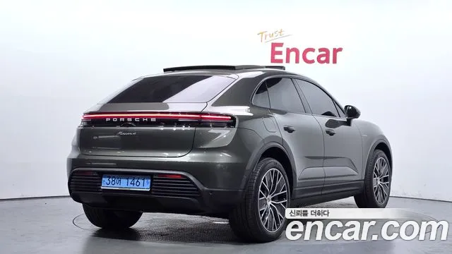 Porsche Macan — Фото автомобиля 2