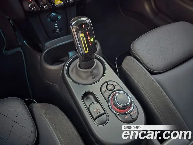 Mini Cooper — Фото автомобиля 15