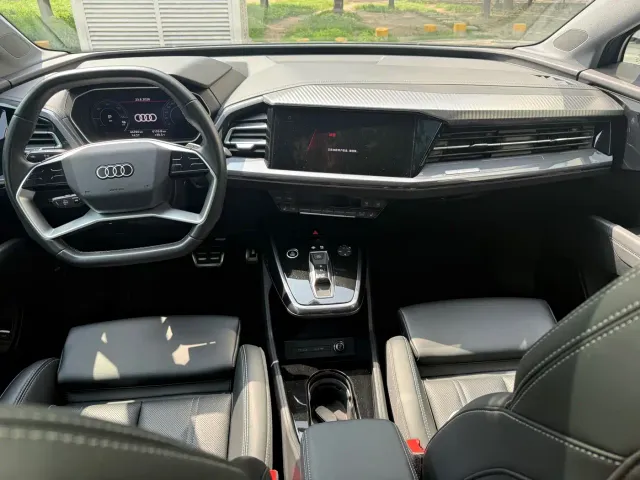 Audi Q4 e-tron — Фото автомобиля 11