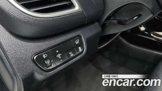 Kia Seltos — Фото автомобиля 28