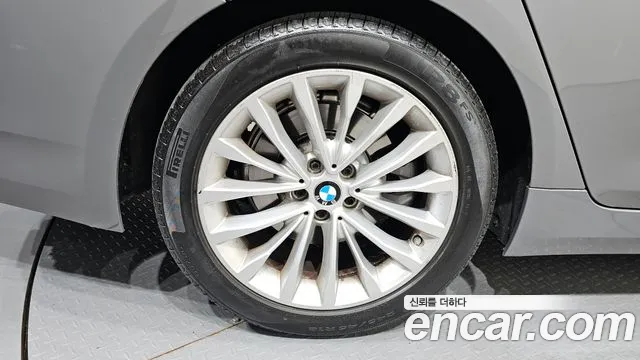 BMW 5-Series 5 серия (G30) 523d xDrive Luxury — Фото автомобиля 5