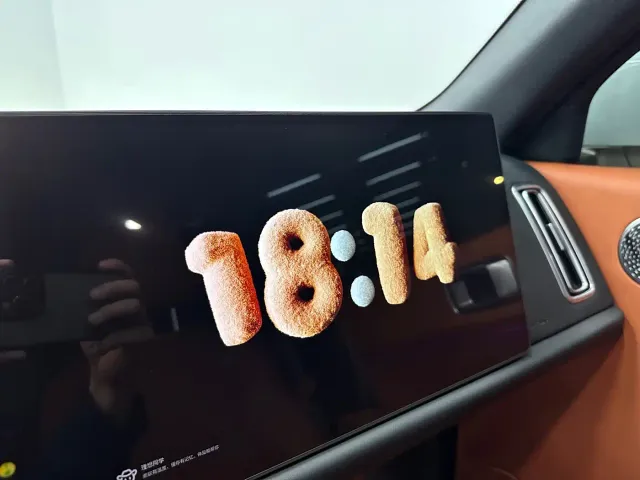 Li Auto L9 — Фото автомобиля 11