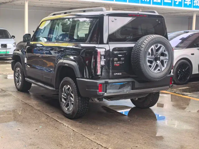BAIC BJ40 — Фото автомобиля 9