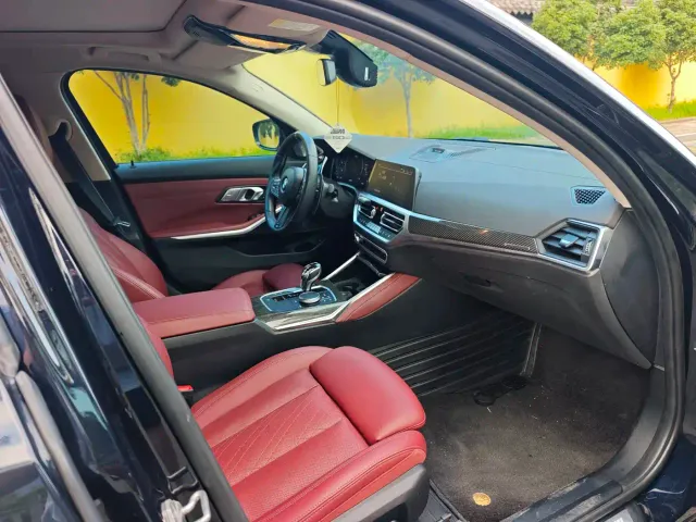 BMW 3 Series — Фото автомобиля 13
