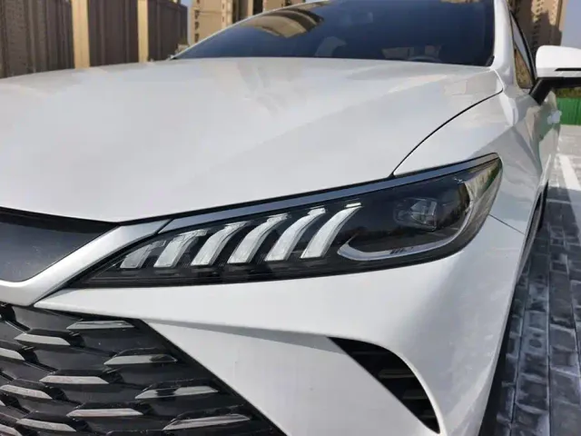 BYD Qin PLUS — Фото автомобиля 5