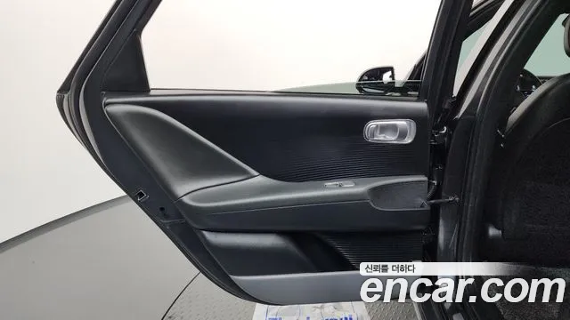 Hyundai Ioniq 6 — Фото автомобиля 25