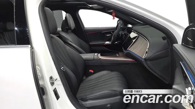 Mercedes-Benz E-Class E-класс W214 E300 4MATIC Exclusive — Фото автомобиля 11
