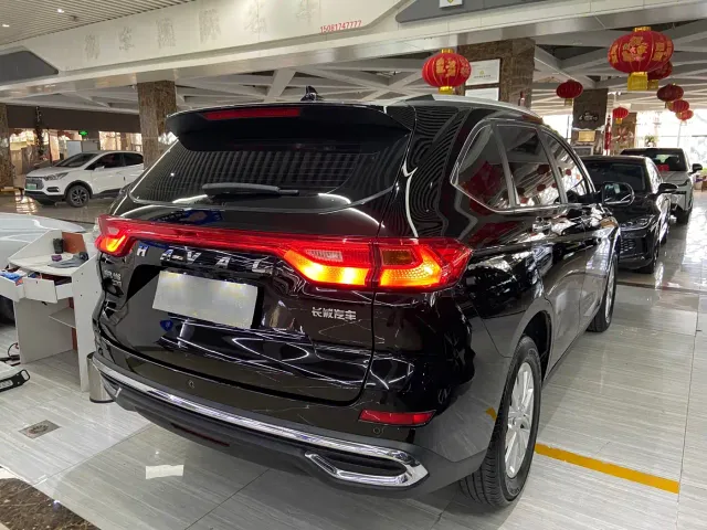 Haval M6 — Фото автомобиля 6