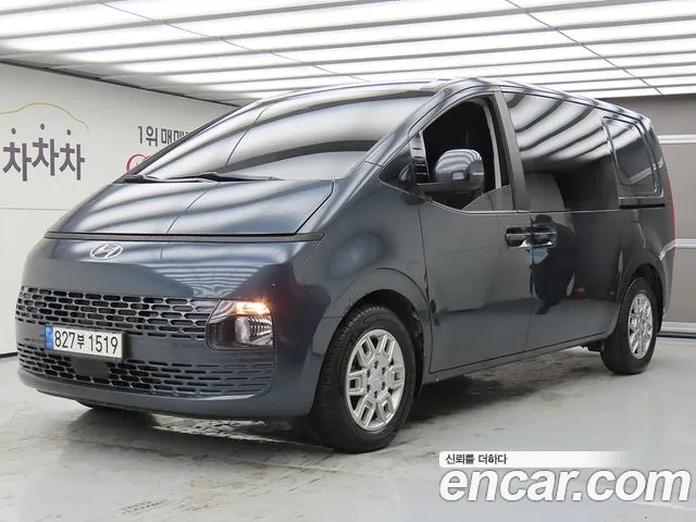 Hyundai Staria Staria — Фото автомобиля 3