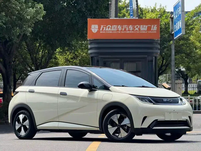 BYD Dolphin — Фото автомобиля 3