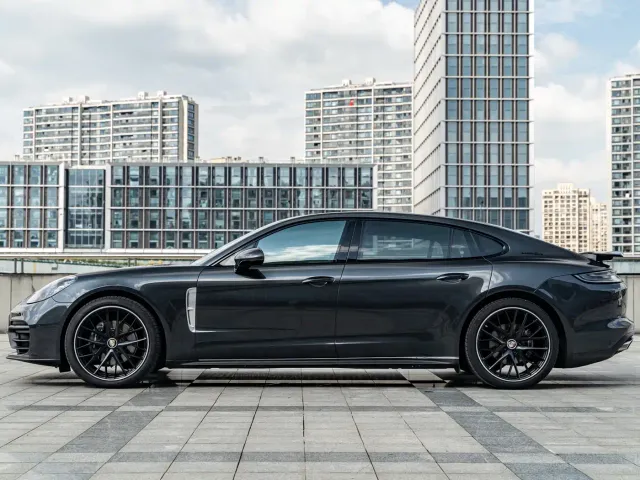 Porsche Panamera — Фото автомобиля 4