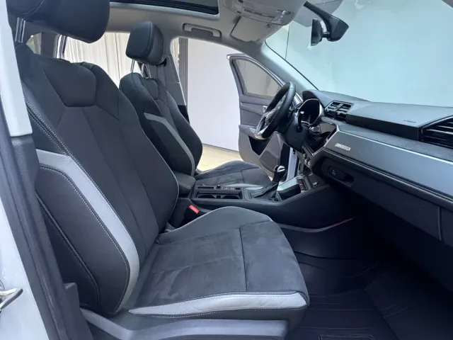 Audi Q3 — Фото автомобиля 24