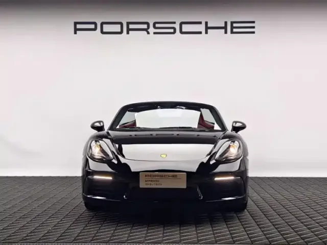 Porsche 718 — Фото автомобиля 3