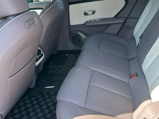 Changan Qiyuan A06 — Фото автомобиля 5
