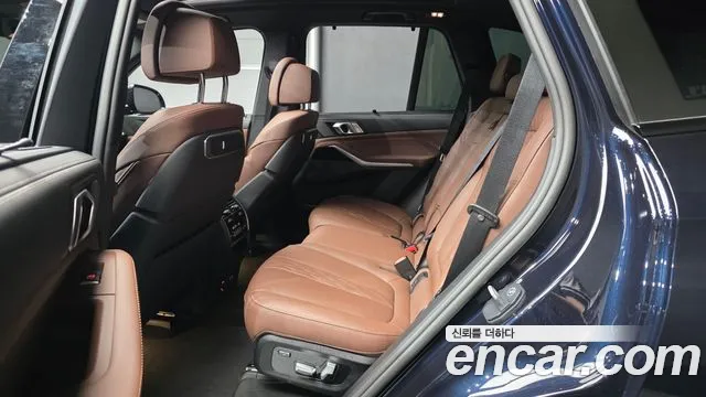 BMW X5 xDrive 40i M Sport — Фото автомобиля 12