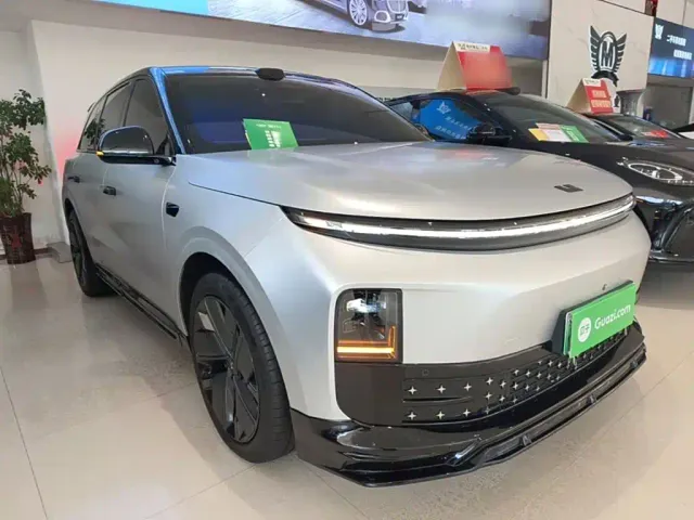 Li Auto L6 — Фото автомобиля 3