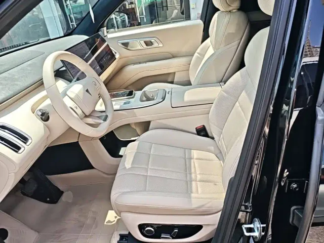 Deepal Deep Blue S09 2025 AWD Ultra+ Haute Couture Edition — Фото автомобиля 10