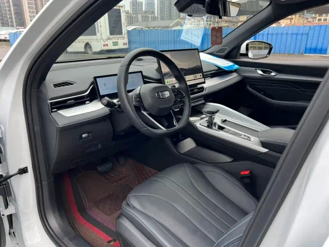 Geely Xingrui — Фото автомобиля 4