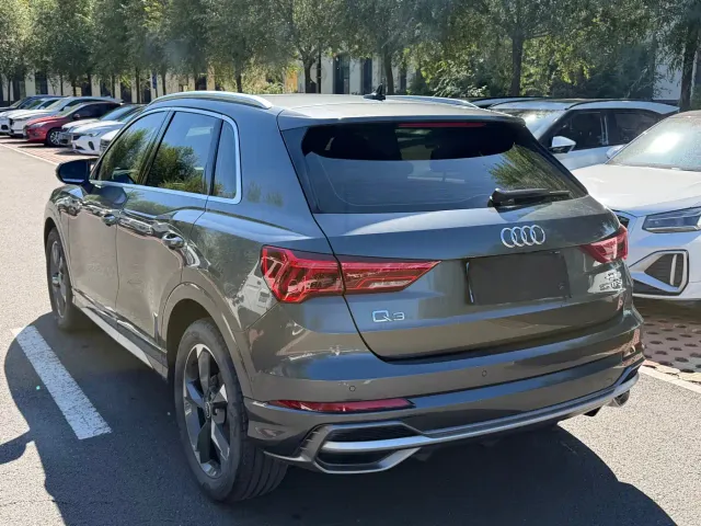 Audi Q3 — Фото автомобиля 4