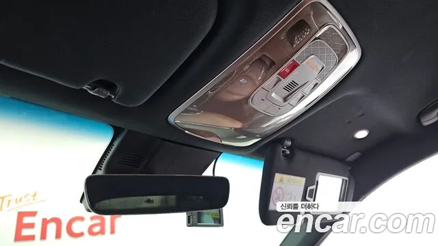 Genesis GV70 — Фото автомобиля 24