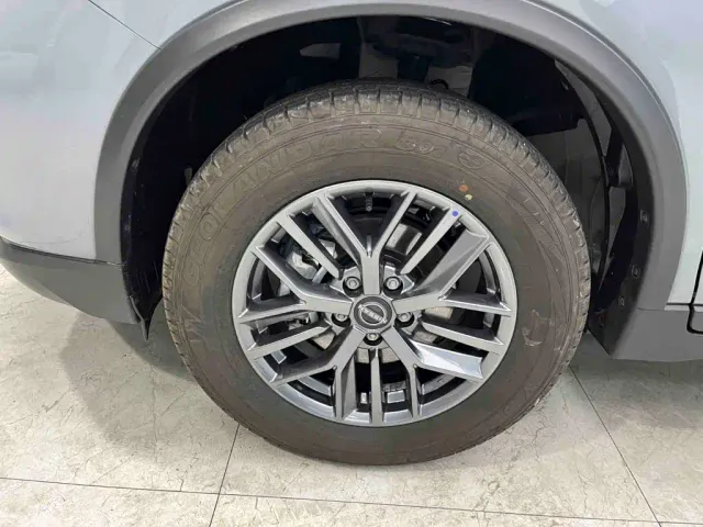 Nissan X-Trail — Фото автомобиля 25