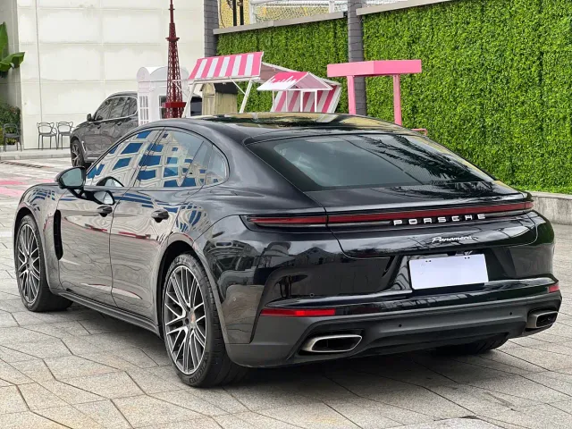 Porsche Panamera — Фото автомобиля 5