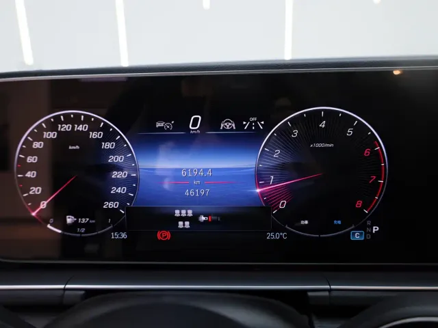 Mercedes-Benz GLS-Class — Фото автомобиля 11