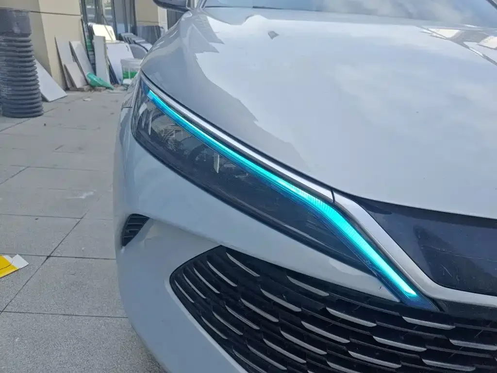 BYD Qin L 2024 DM-i 80KM Leading Edition — Фото автомобиля 7
